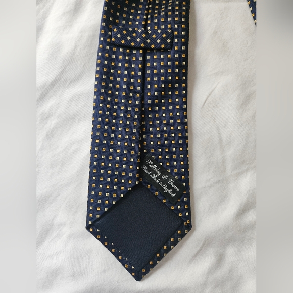 HOLLIDAY & BROWN Silk Macclesfield Navy Basket Weave Tie - Picture 5 of 9